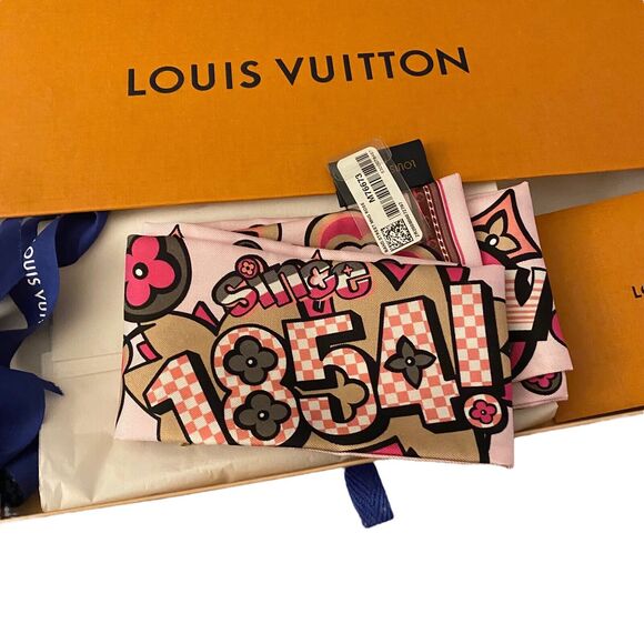 Louis Vuitton Street Monogram Bandeau Scarf Rose New Colorful RARE Graffiti - Picture 3 of 9